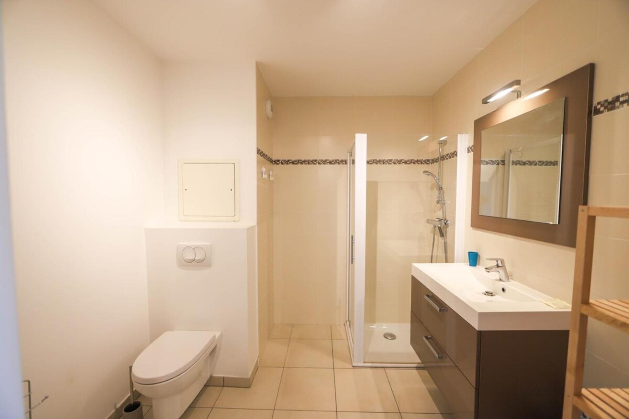 Le Discret T2 Aux Portes De La Vieille Ville 阿讷西 外观 照片